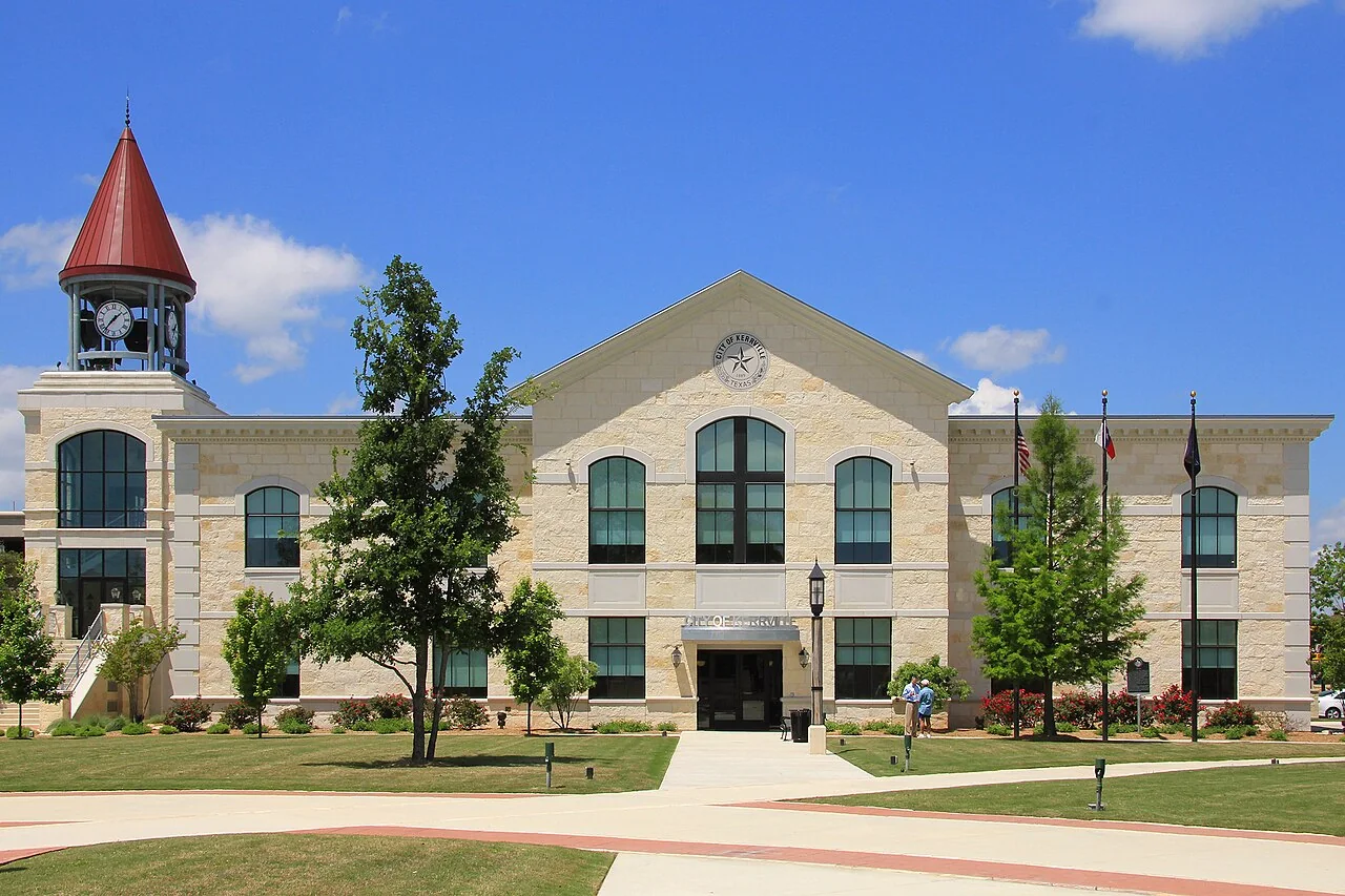 Kerrville City Hall, photographed in 2015