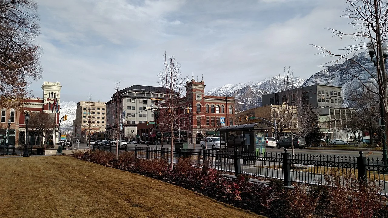 Downtown Provo with the Wasatch Mountains behind it