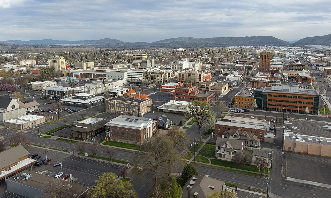 Downtown Yakima and the surrounding valley